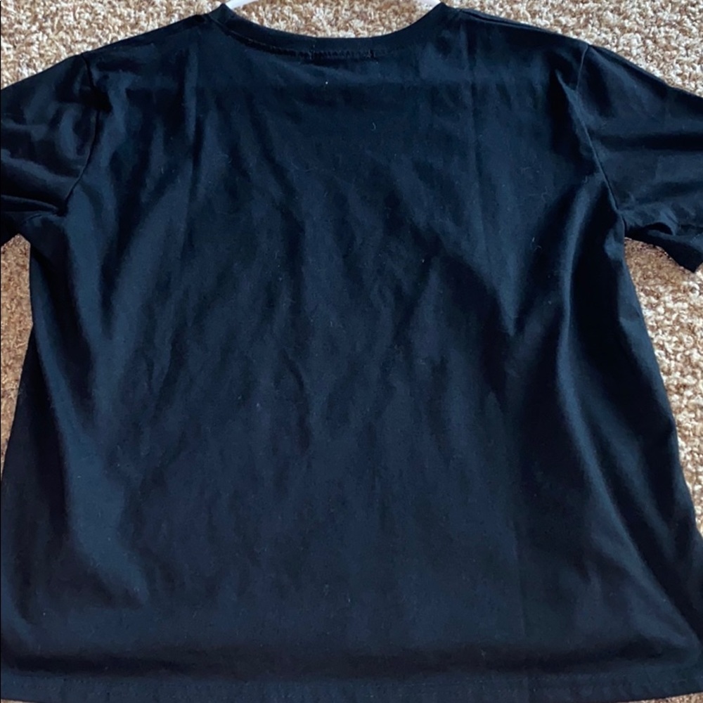 t-shirt - Picture 2 of 3